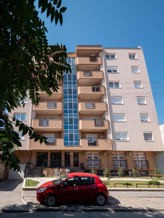 Green Apple Apartment スボティツァ エクステリア 写真