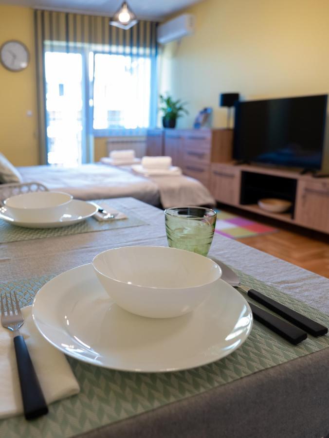 Green Apple Apartment スボティツァ エクステリア 写真