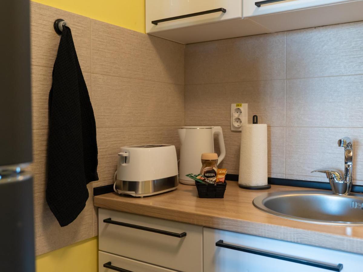 Green Apple Apartment スボティツァ エクステリア 写真