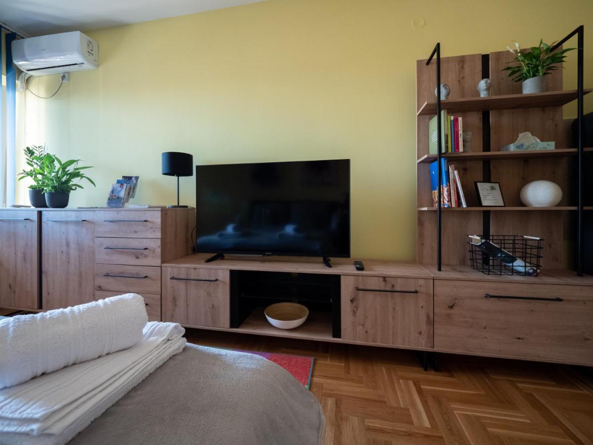 Green Apple Apartment スボティツァ エクステリア 写真